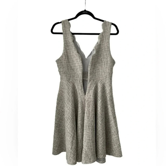 EUC- Altar’d State Sleeveless Scalloped V-Neck Dress-Cream/Blk Speckle - Picture 7 of 8